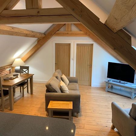 Beautiful Rural Apt, Walking Distance To Three Choirs Vineyard/Brassiere Gloucestershire Apartment Newent Екстериор снимка