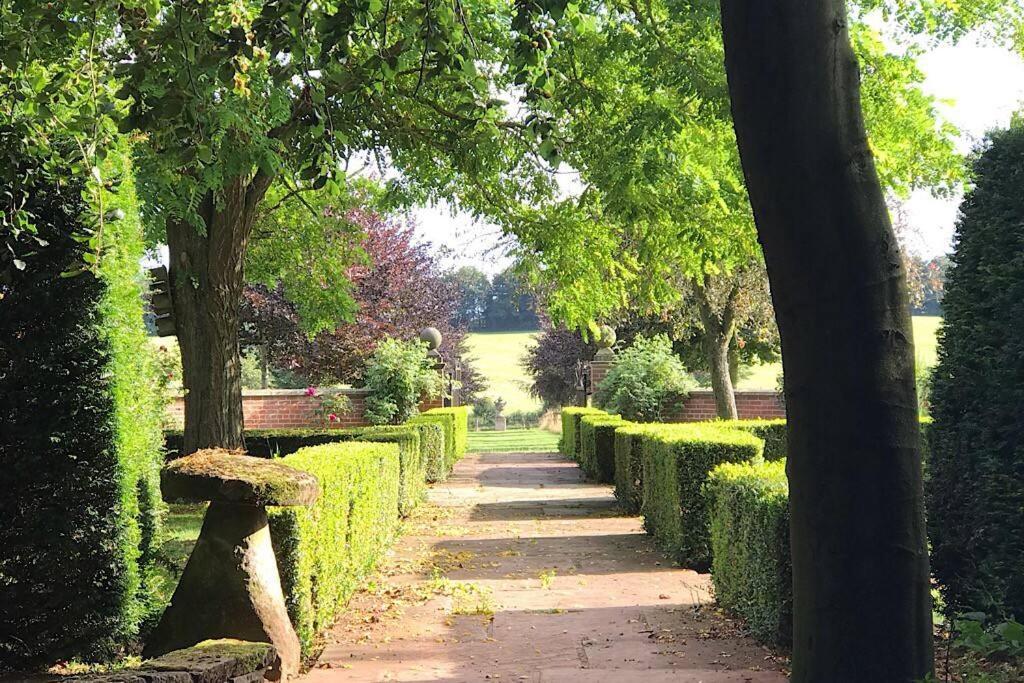 Beautiful Rural Apt, Walking Distance To Three Choirs Vineyard/Brassiere Gloucestershire Apartment Newent Екстериор снимка