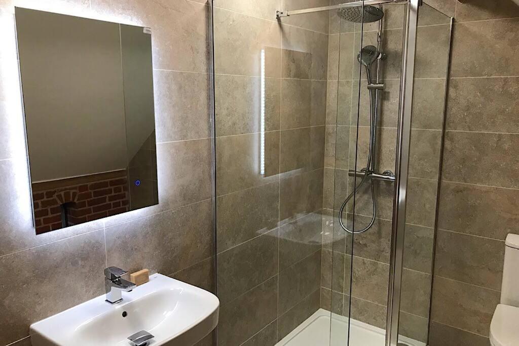 Beautiful Rural Apt, Walking Distance To Three Choirs Vineyard/Brassiere Gloucestershire Apartment Newent Екстериор снимка